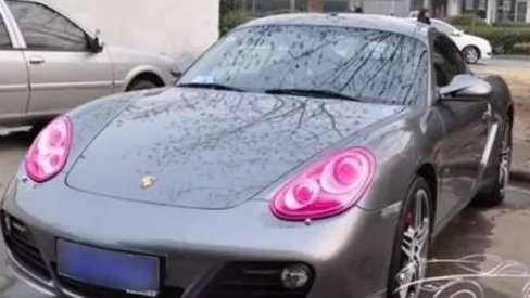 汽車車燈改色，讓大燈絢爛多姿，光彩奪目！