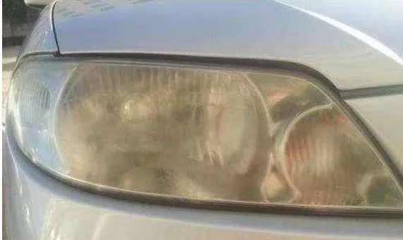 汽車大燈翻新